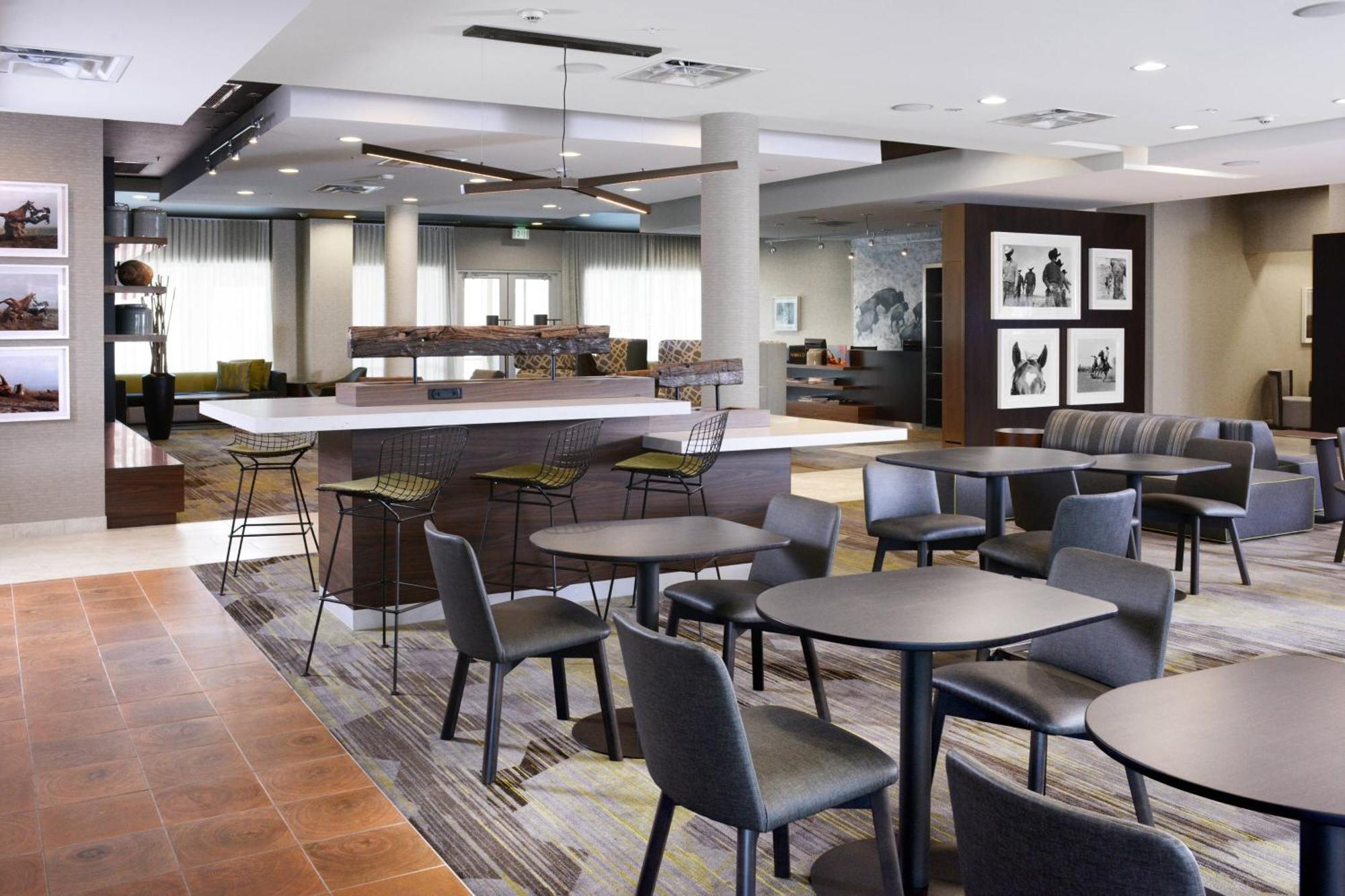 Courtyard By Marriott Dallas Plano/Колоні Екстер'єр фото