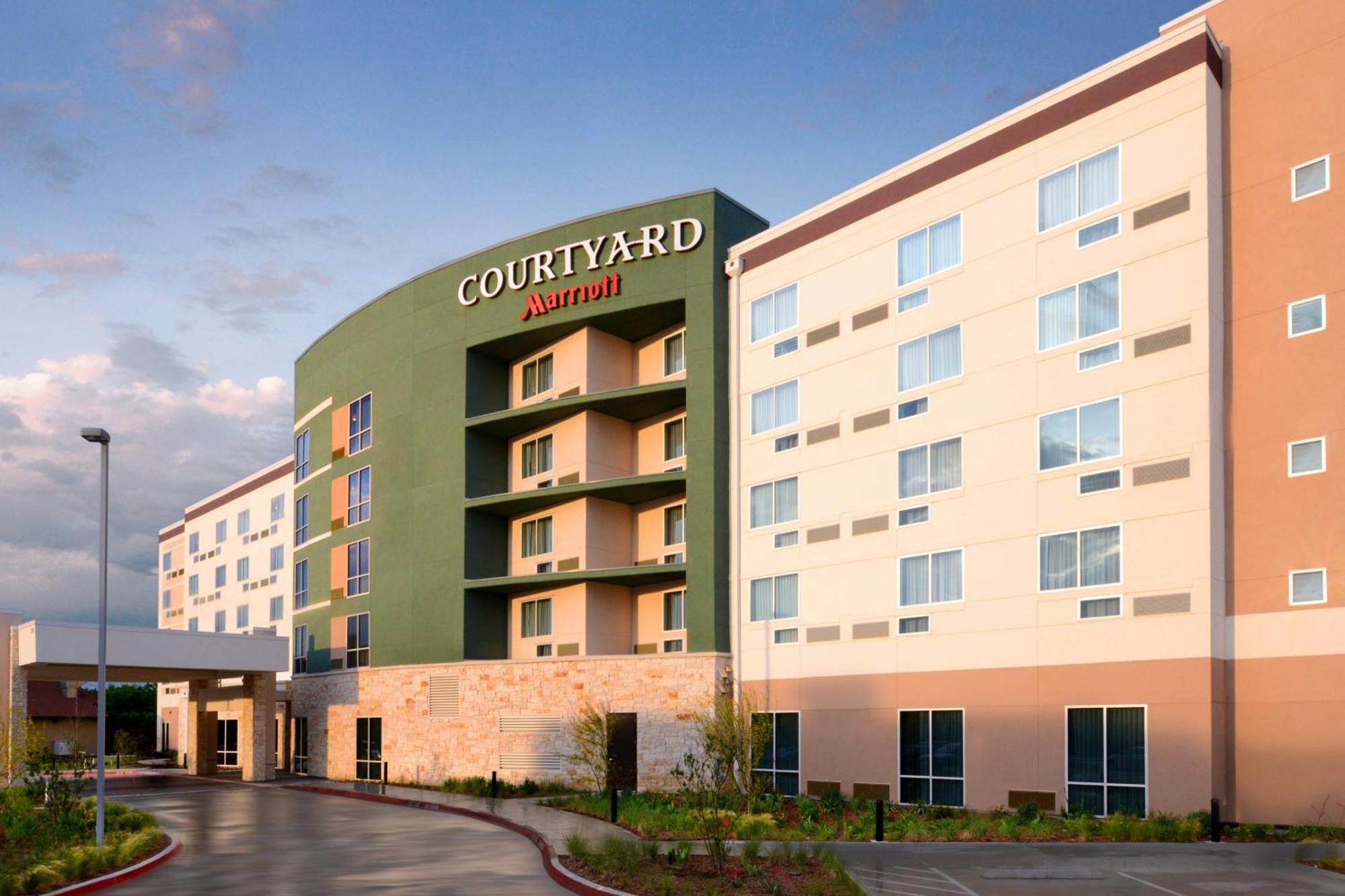 Courtyard By Marriott Dallas Plano/Колоні Екстер'єр фото